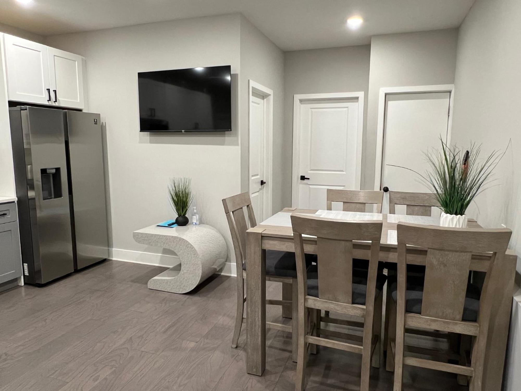 Charming 3Br 2Ba With Private Patio Leilighet Philadelphia Eksteriør bilde